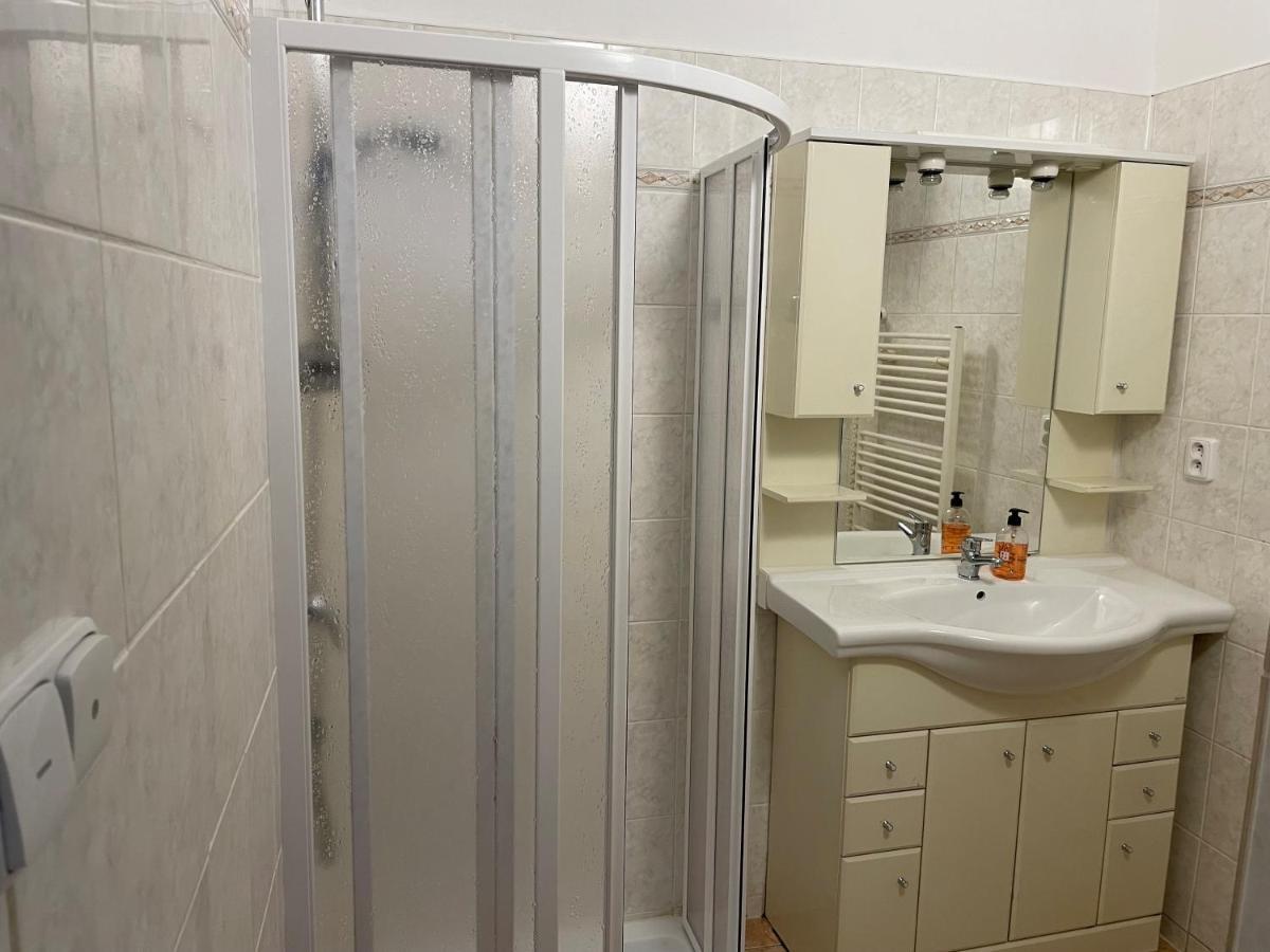 Apartman Netolice 207 Deluxe Luaran gambar